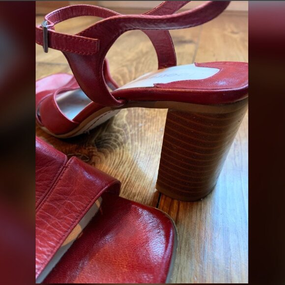 FEETFIRST - Dark red leather heeled sandals Straps over the foot  Size: 39 - Picture 7 of 8